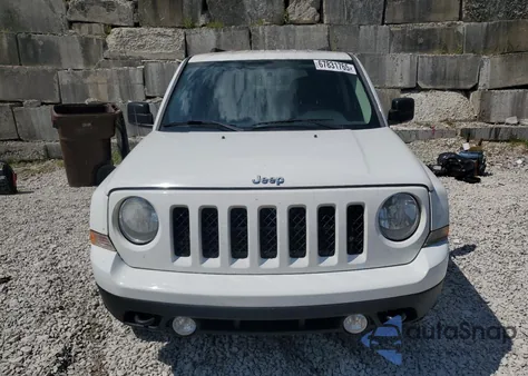 2014 Jeep Patriot Latitude из США, поврежденный, VIN 1C4NJRFB9ED647576